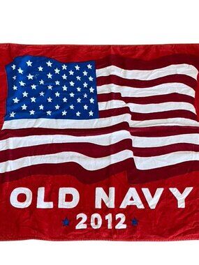 Old Navy 2012 NWOT Beach Towel Patriotic Flag July 4th Celebration Pool Activity